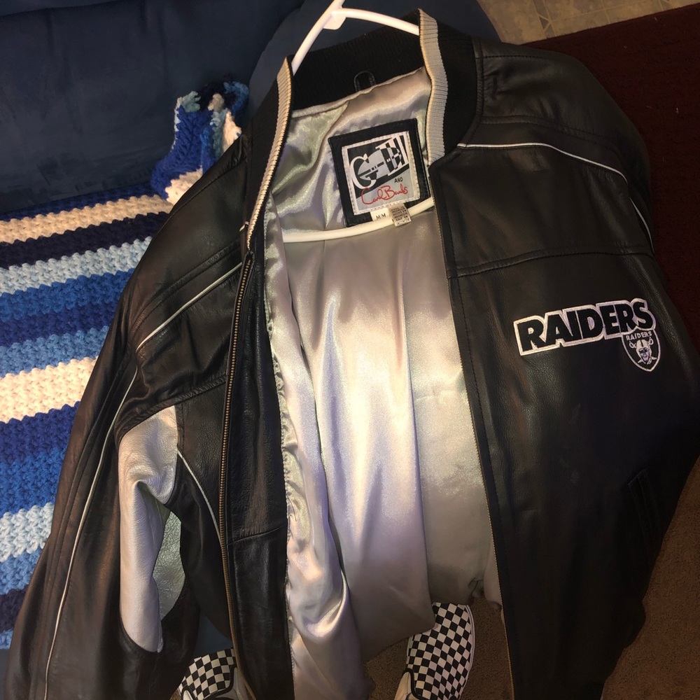 Raiders jacket - Picture 3 of 3